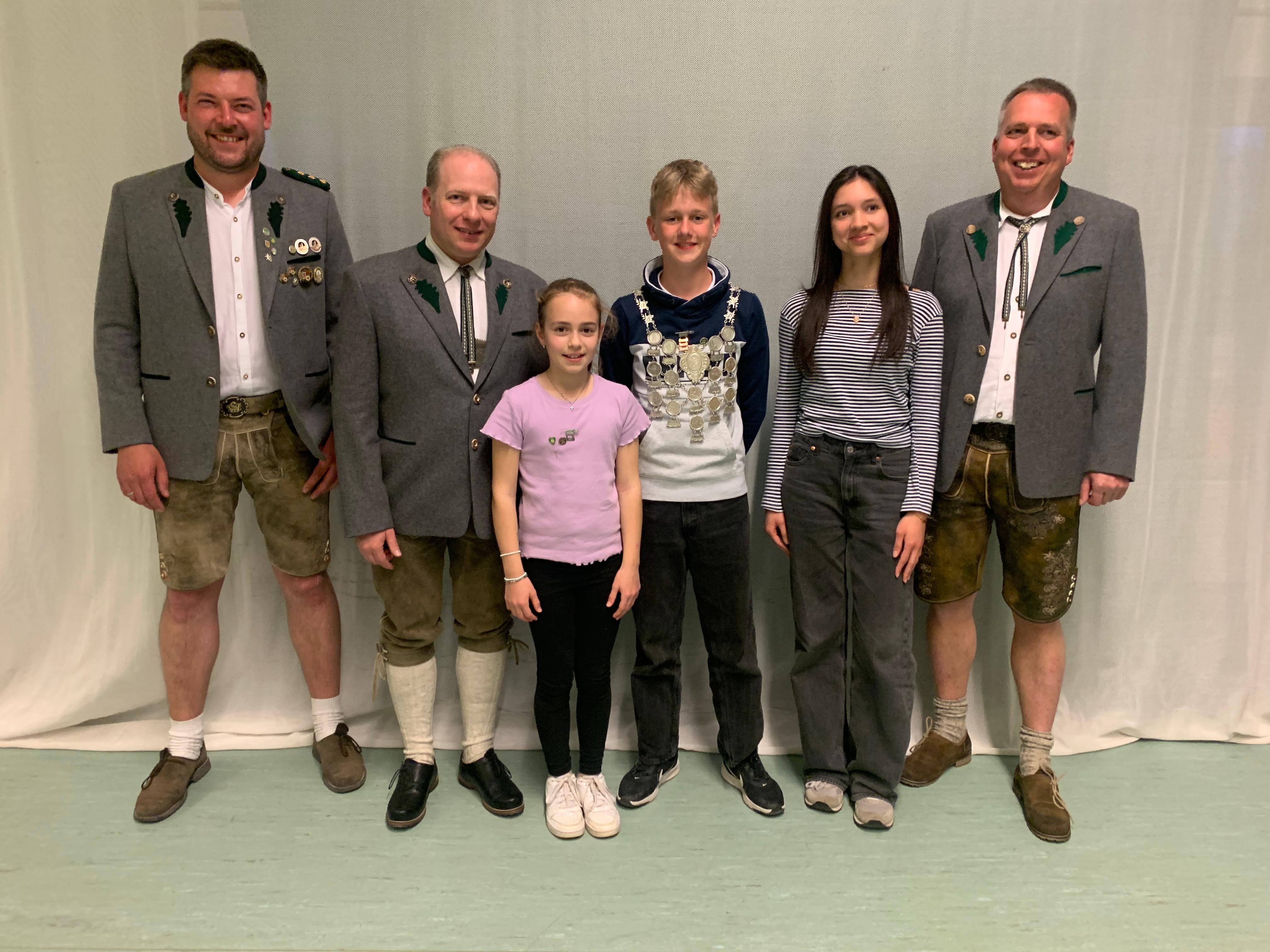 vl. Striegl Bernhard; Meier Thomas; Oßner Emilia; Irl Kilian; Schandl Lisa; Pitz Peter